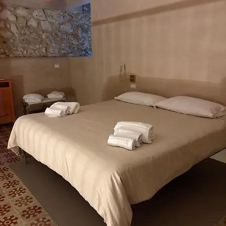Mileca Sciu Sciu - Camere, Zona Benessere בית הארחה